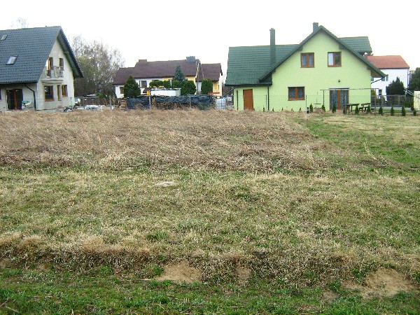 Sprzedam Atrakcyjną Działkę Budowlaną Masłów Pierwszy K/kielc