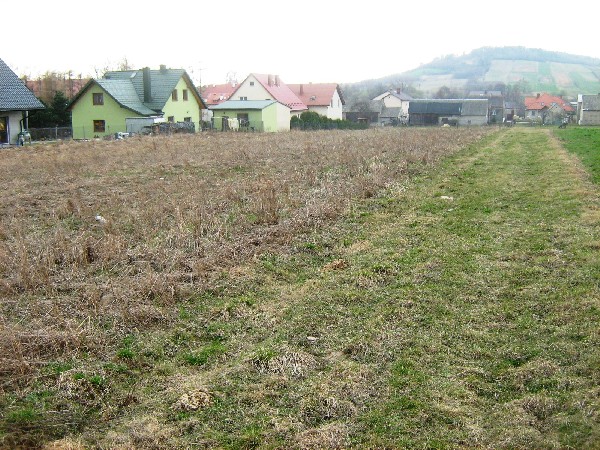 Sprzedam Atrakcyjną Działkę Budowlaną Masłów Pierwszy K/kielc 2